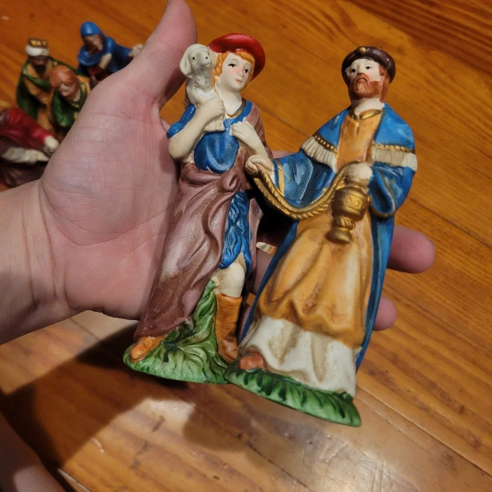 Vintage 9 Piece Nativity Set Christmas Manger Scene Multicolor Ceramic Figurines